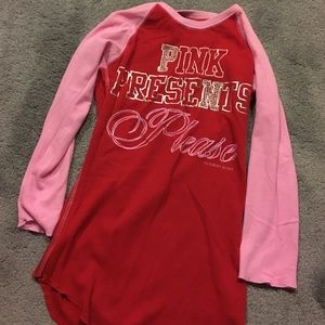 Vs pink sleep top